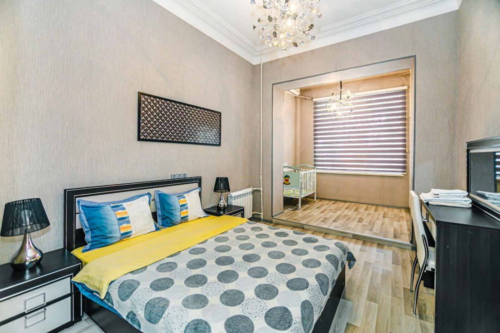 Azneft Square Deluxe Apartment 巴库 外观 照片