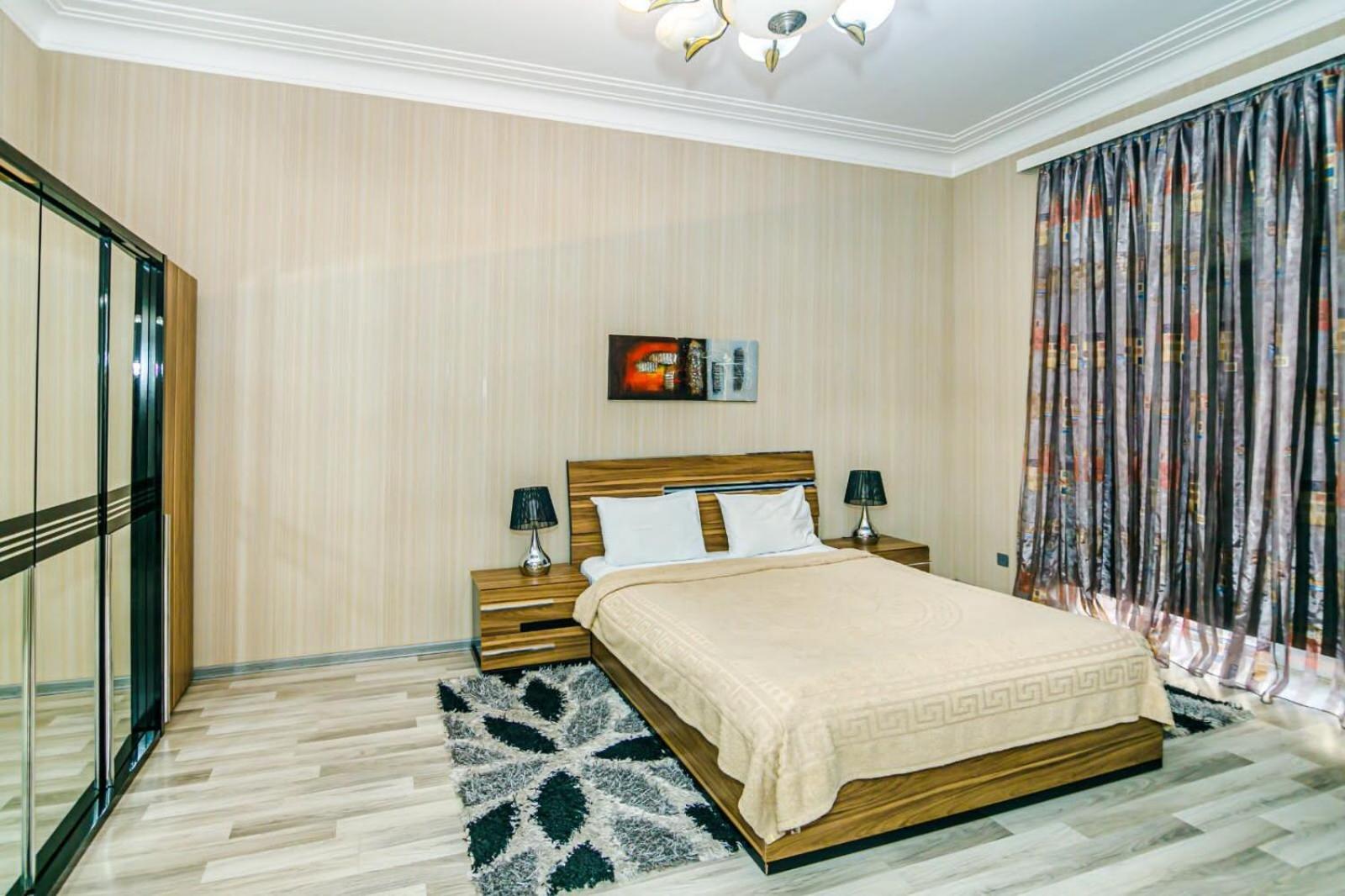 Azneft Square Deluxe Apartment 巴库 外观 照片
