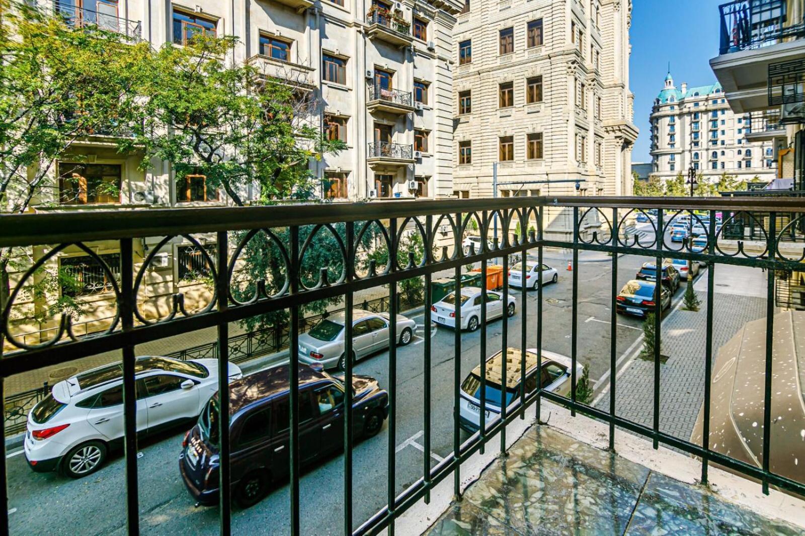 Azneft Square Deluxe Apartment 巴库 外观 照片