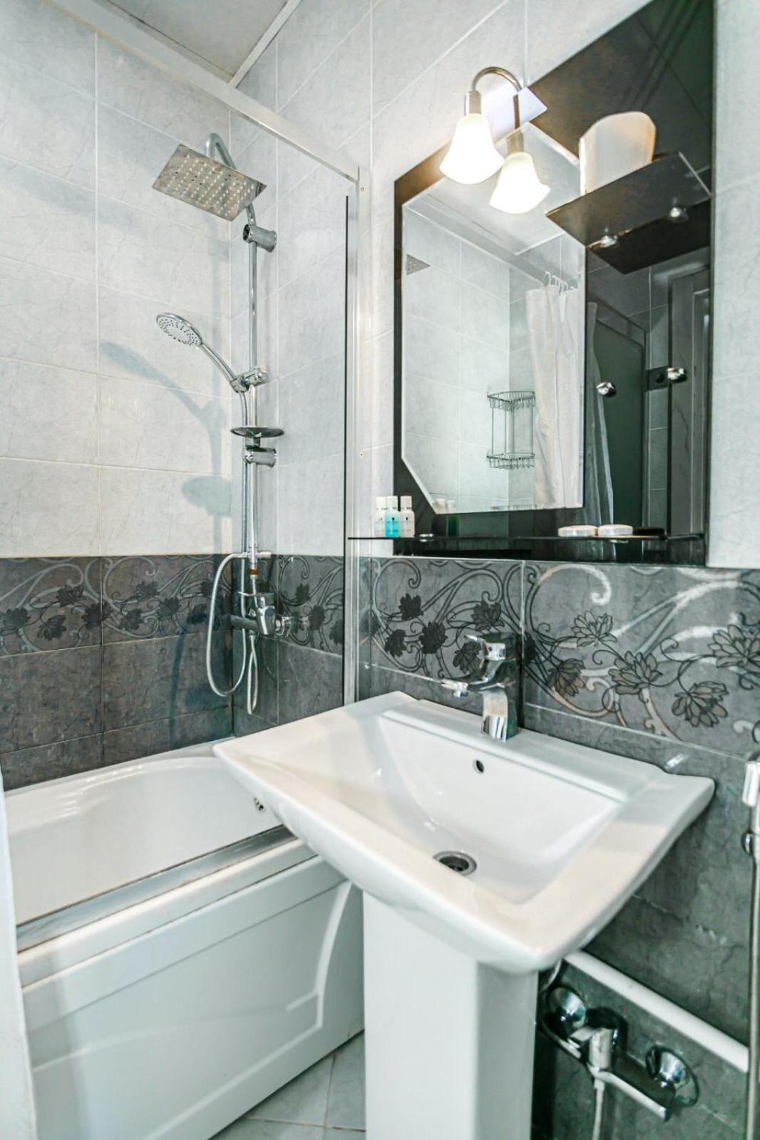 Azneft Square Deluxe Apartment 巴库 外观 照片