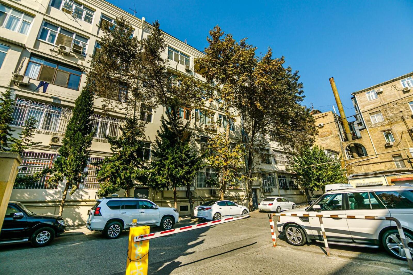 Azneft Square Deluxe Apartment 巴库 外观 照片