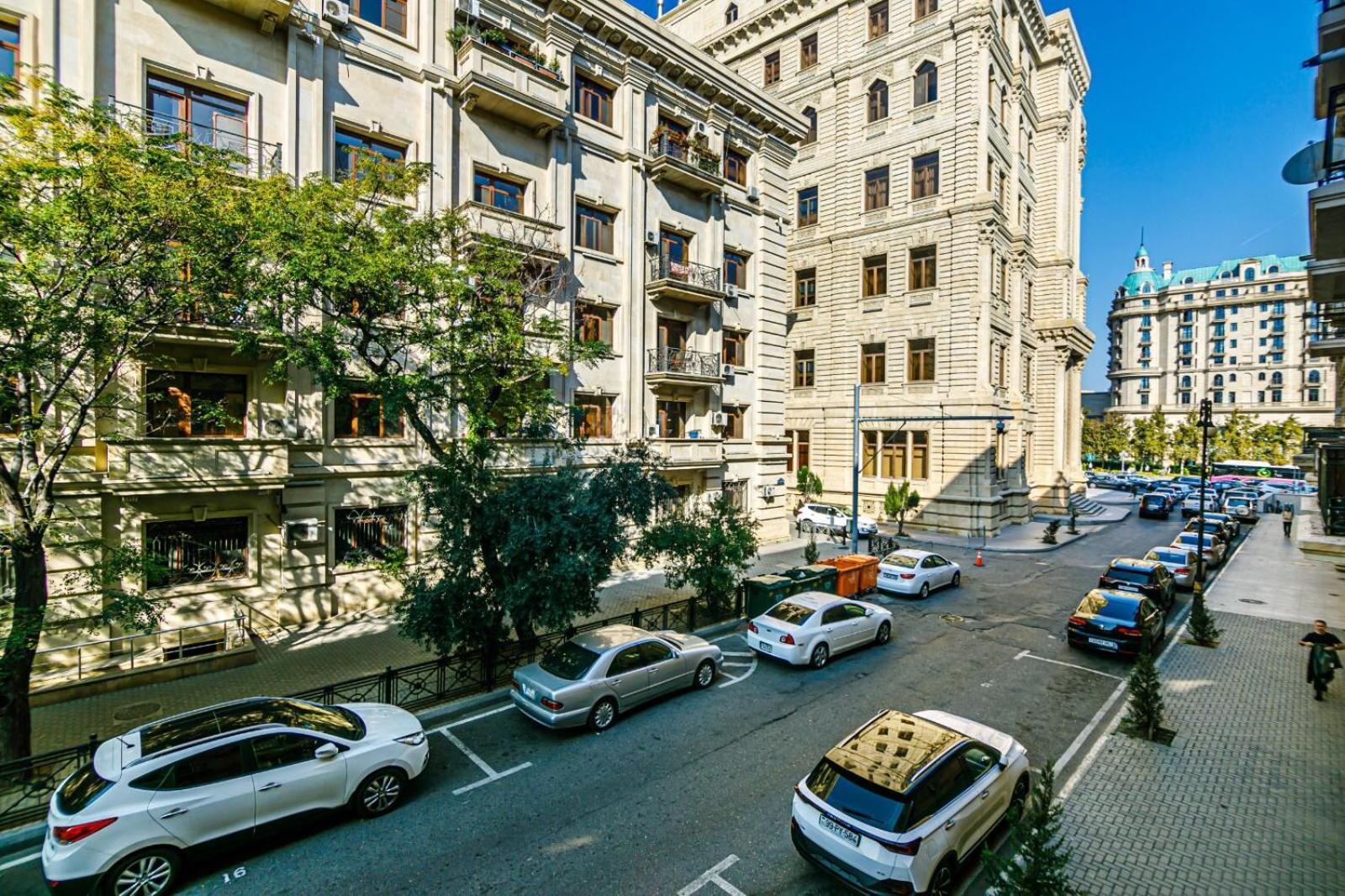 Azneft Square Deluxe Apartment 巴库 外观 照片