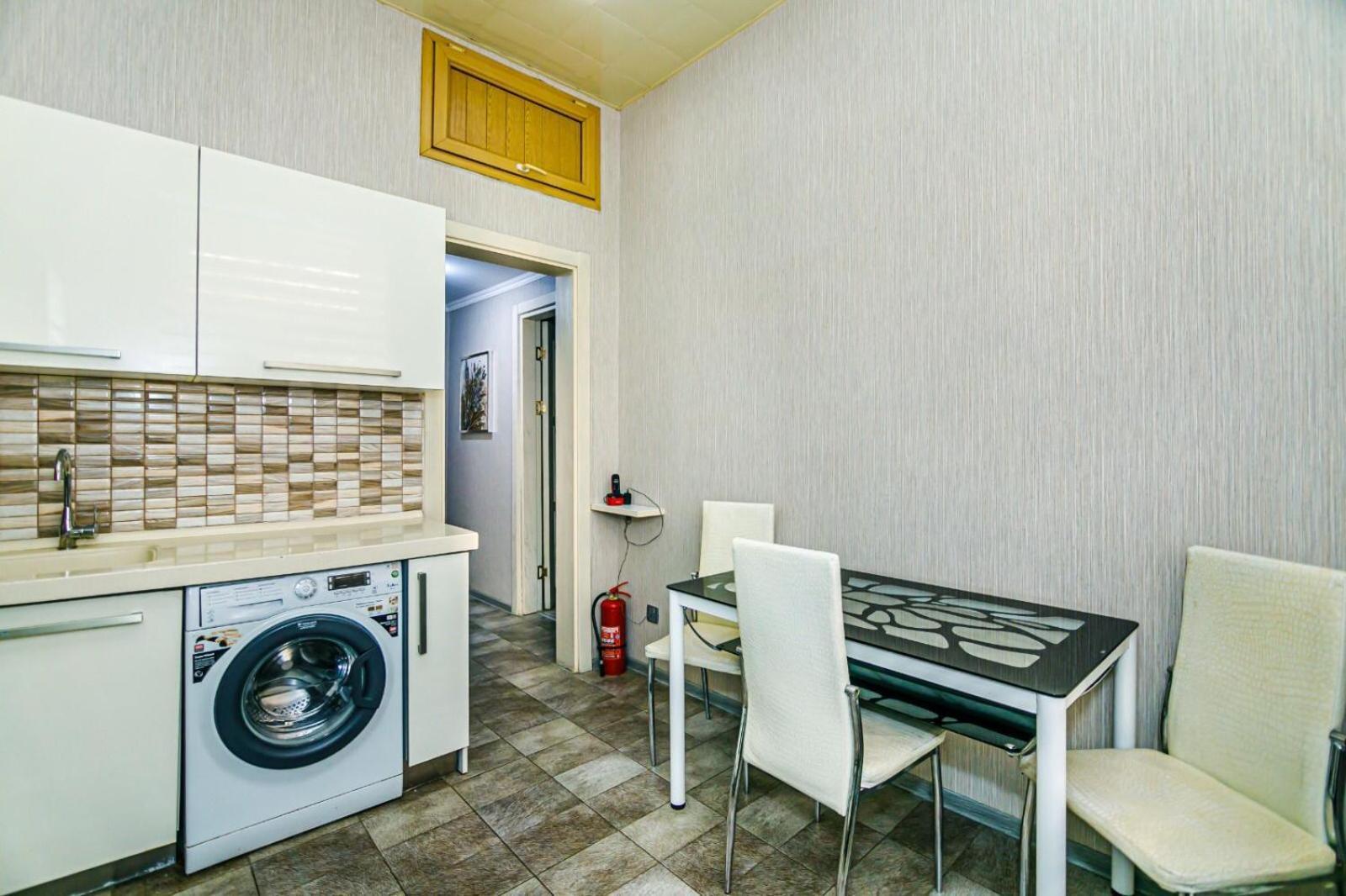 Azneft Square Deluxe Apartment 巴库 外观 照片
